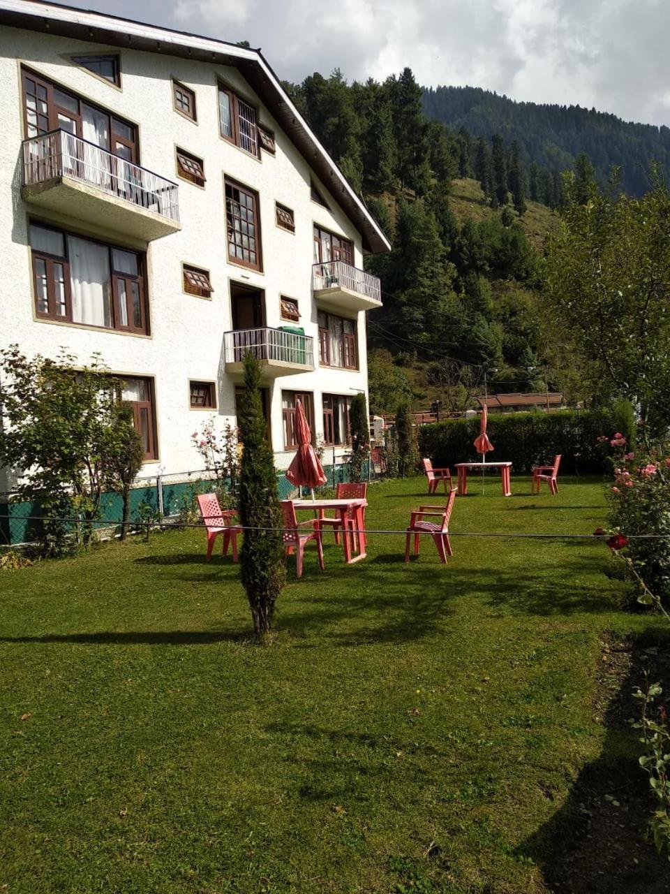 Hotel King Palace Пахалгам Экстерьер фото