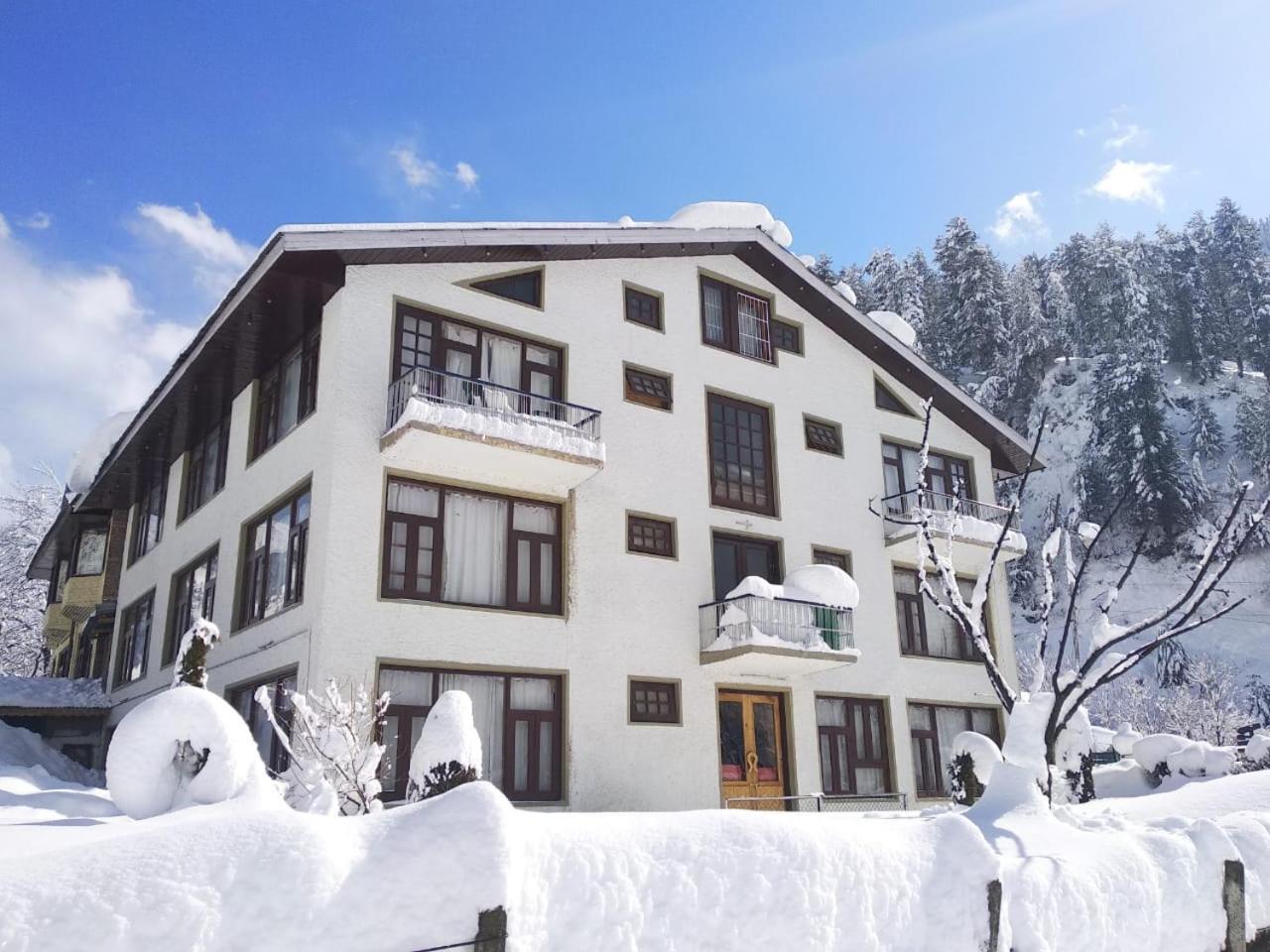 Hotel King Palace Пахалгам Экстерьер фото